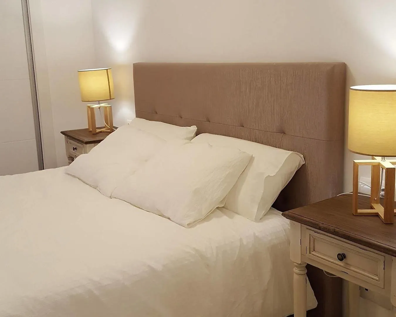 شقة Mandala Apartments, Confort Y Encanto A Pie Playa كالافيل